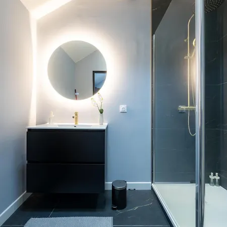 Ciné - 5 Guests Appartamento